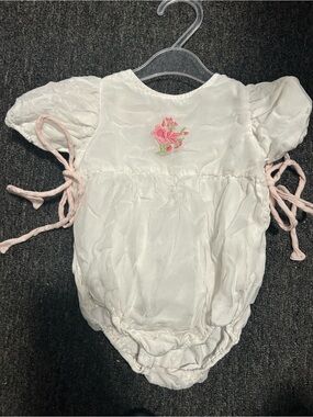 Bebe Organic Romper with flowers Sz 12m